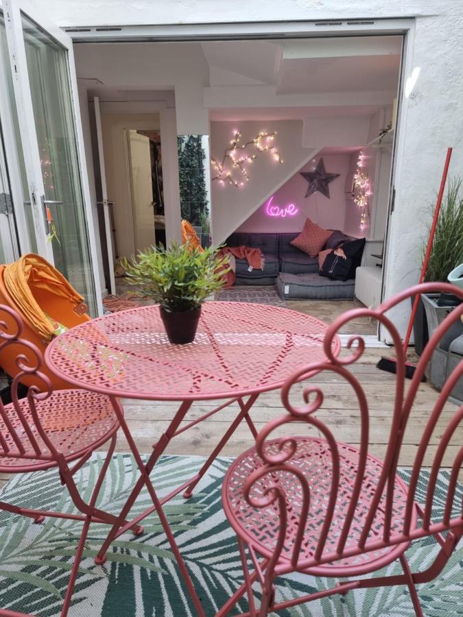 Quirky Seaside Family Cottage Walk To The Waves! Brighton Luaran gambar